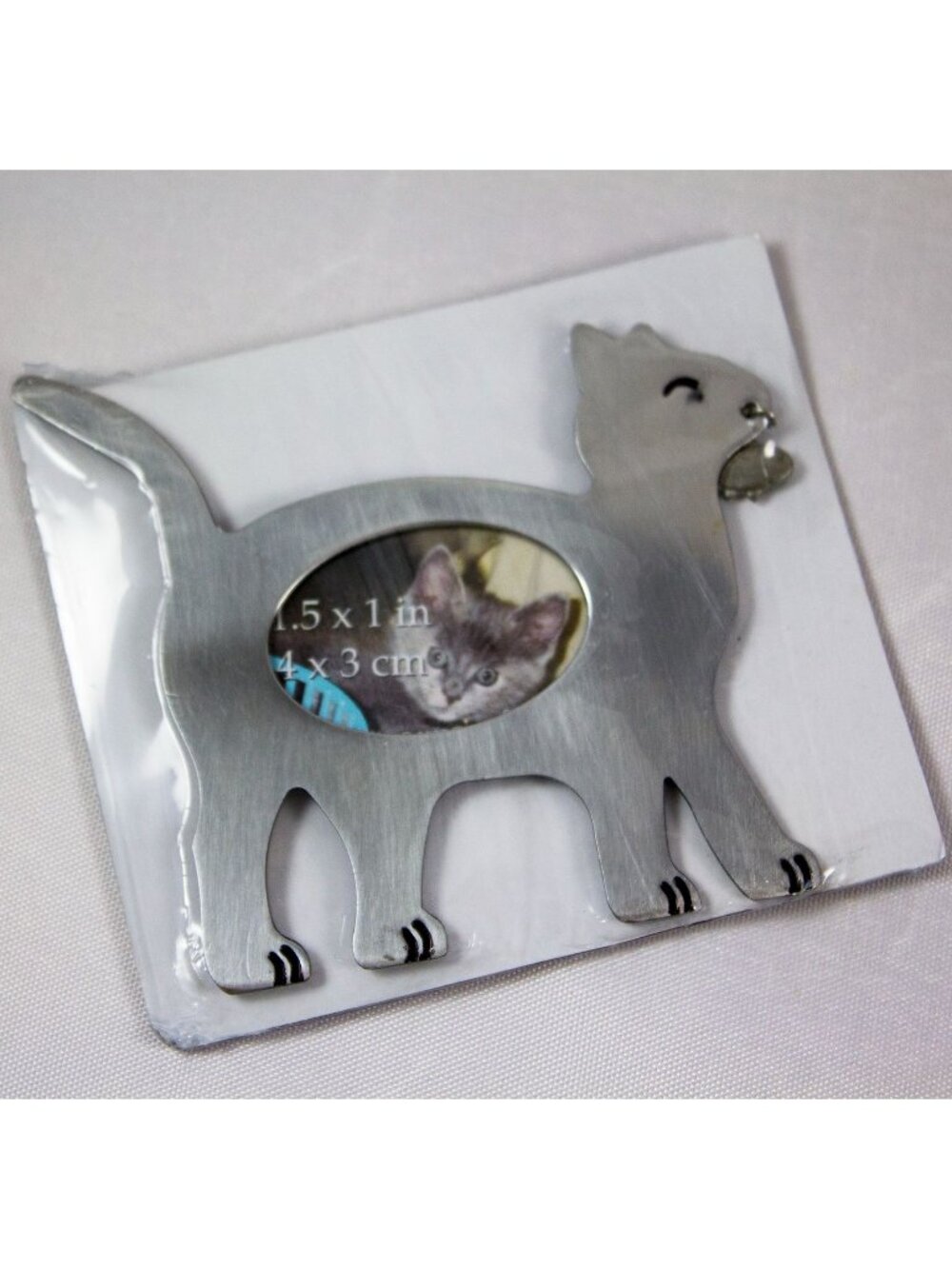 Burnes Small Magnetic Cat Shaped Photo Frame w/Dangling Fish Silver-Tone Metal
